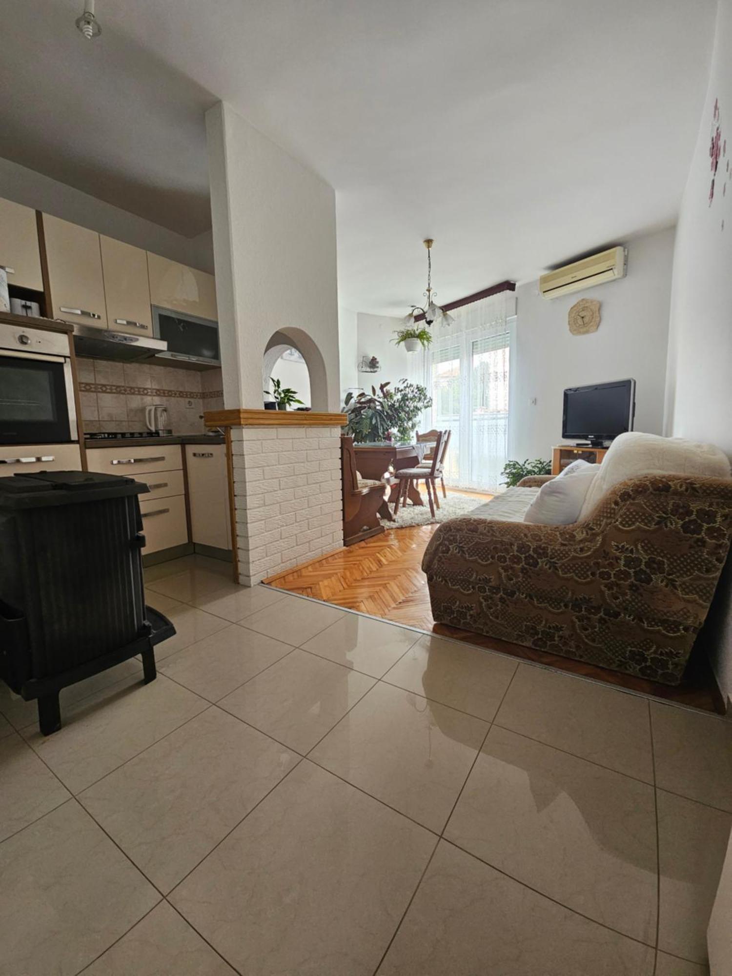 Apartman Noa 크닌 외부 사진